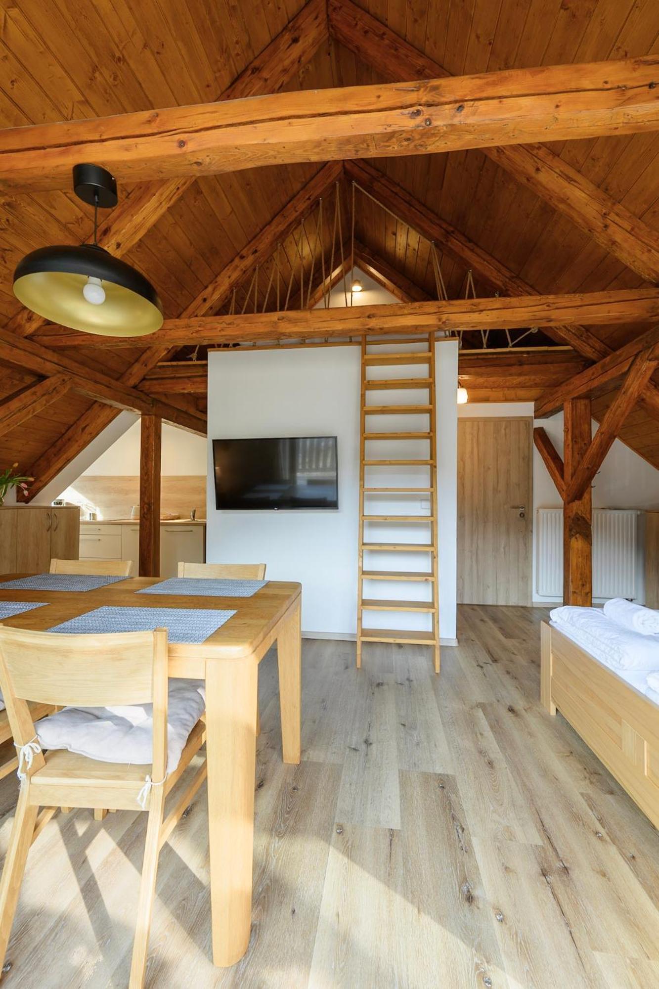 Apartmany Mezivodi Kycera Екстер'єр фото